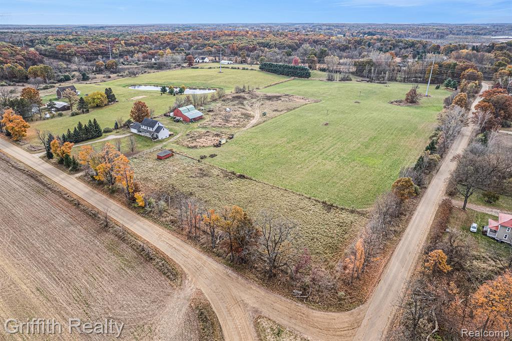 3940 E Cohoctah Road, Howell, MI 48855 — Photo 37