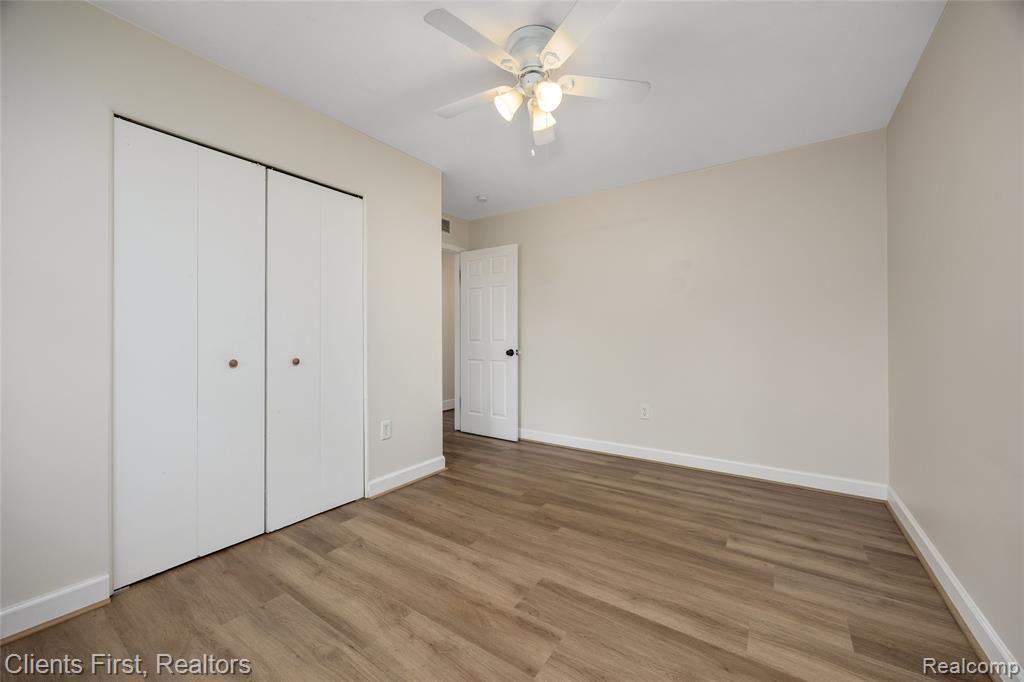 4993 Bedford Street, Dearborn Heights, MI 48125 — Photo 10