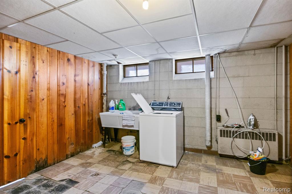7929 REUTER Street, Dearborn, MI 48126 — Photo 16
