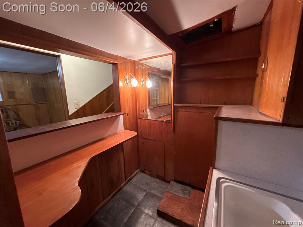 6382 Houghten Drive, Troy, MI 48098 — Photo 33