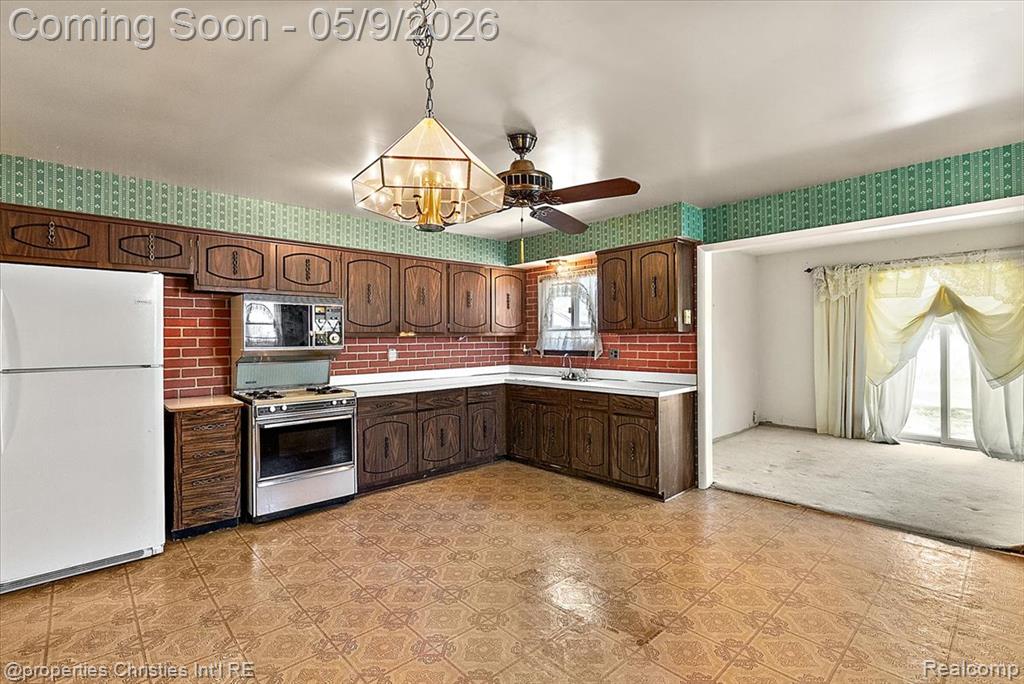 5894 Heyer Street, Romulus, MI 48174 — Photo 15