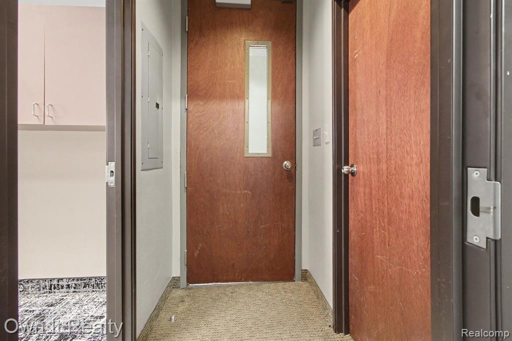 5245 Schaefer Road, Dearborn, MI 48126 — Photo 25
