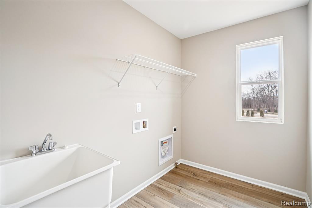 30108 Norway Drive, New Hudson, MI 48165 — Photo 19