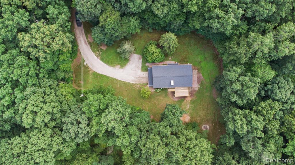 5849 Whispering Oaks Drive, Howell, MI 48855 — Photo 54