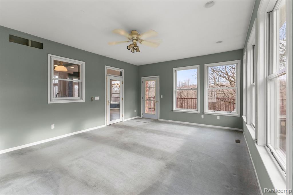 6555 WARREN Road, Ann Arbor, MI 48105 — Photo 34