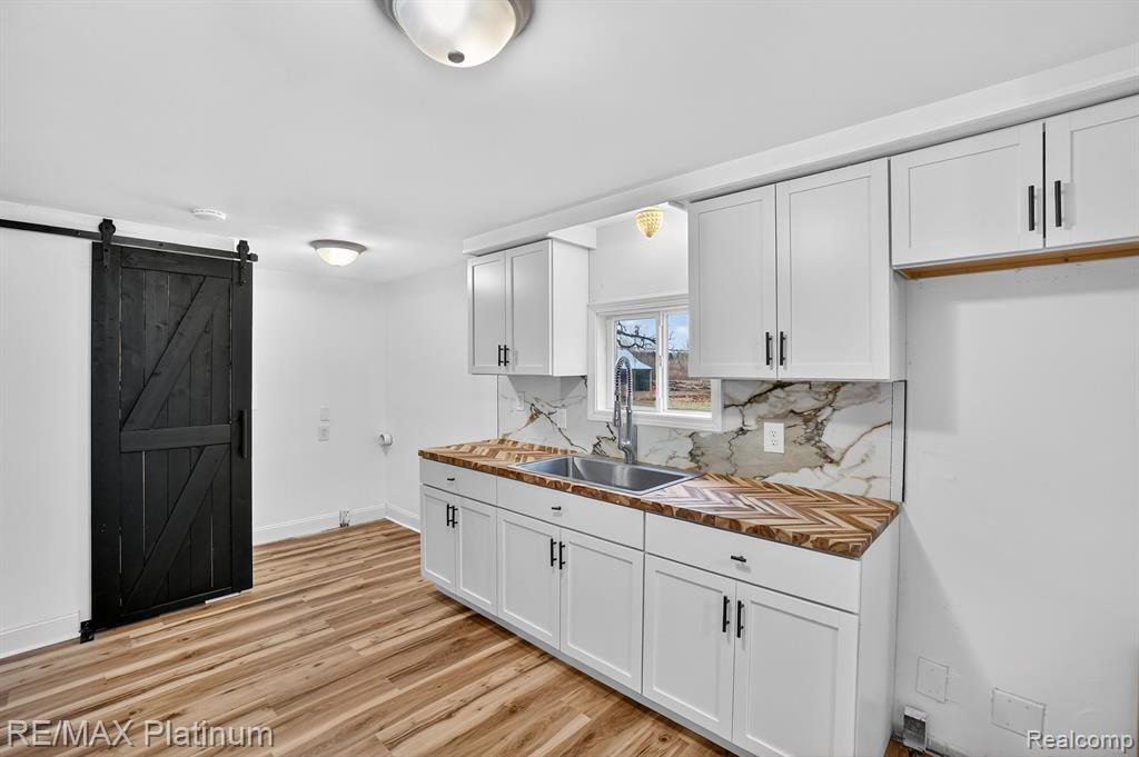 15313 Livermore Road, Pinckney, MI 48169 — Photo 5