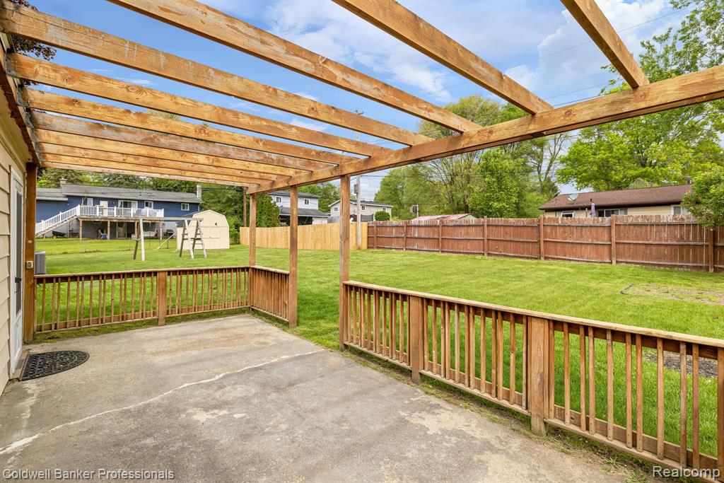 4738 GOODALE Avenue, Clarkston, MI 48348 — Photo 37