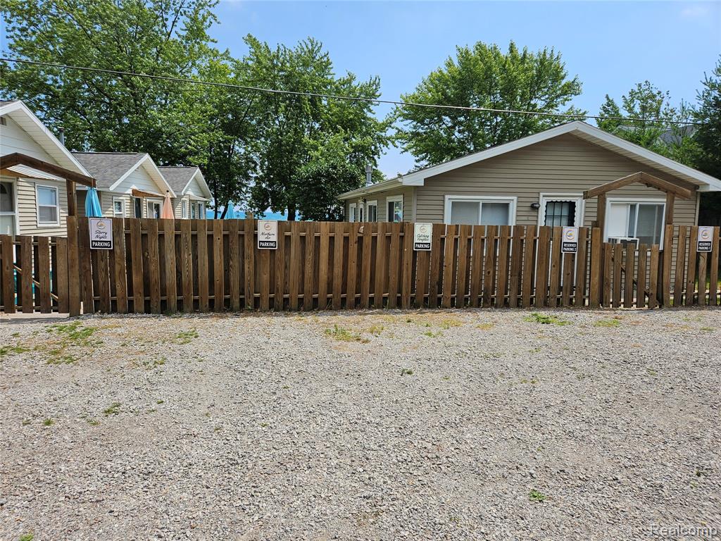 7562 N Us Highway 23 Highway N, Oscoda, MI 48750 — Photo 43