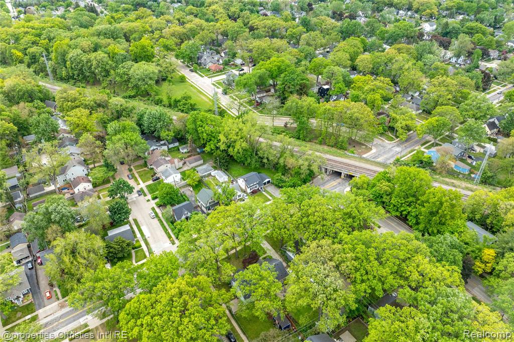 813 Catalpa Drive, Royal Oak, MI 48067 — Photo 35