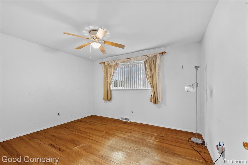 4215 Nickolas Drive, Sterling Heights, MI 48310 — Photo 20