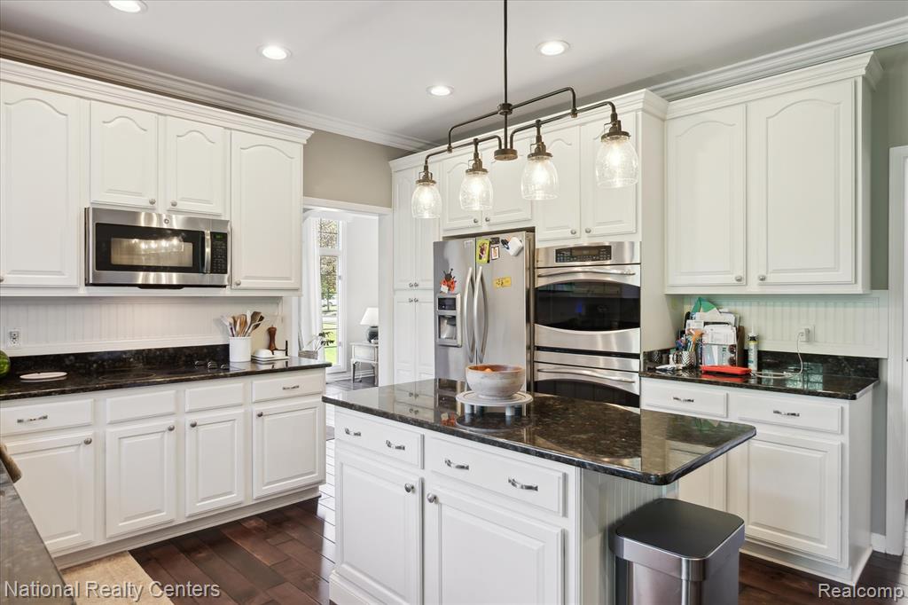 5885 Fairborn, Canton, MI, 48187