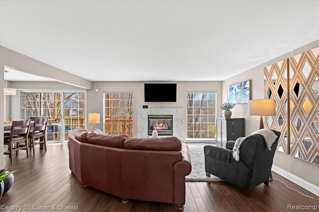 619 Winwood Circle, Walled Lake, MI 48390 — Photo 16