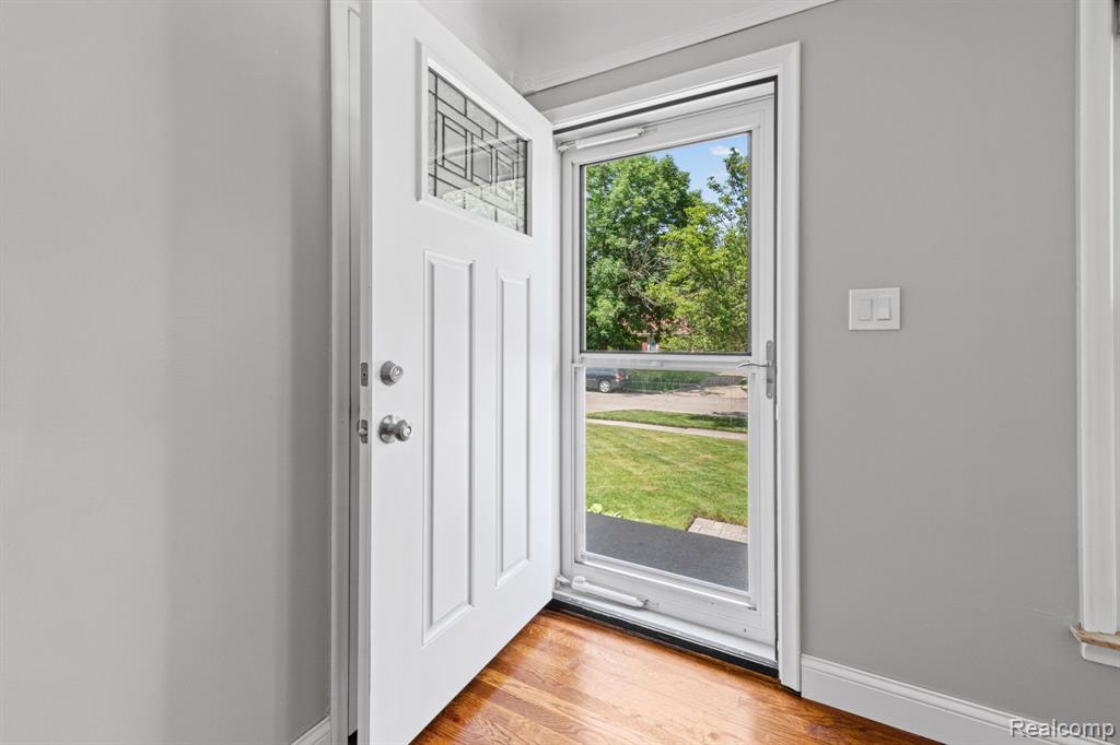 20700 Damman Street, Harper Woods, MI 48225 — Photo 6