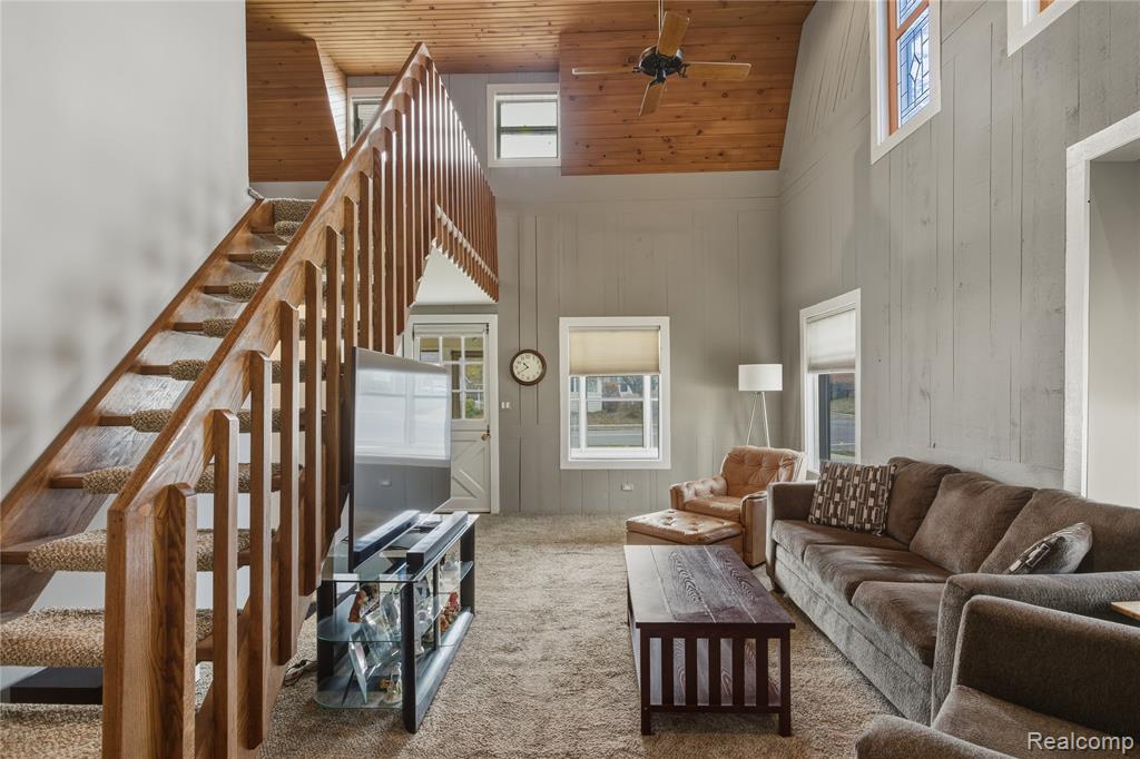 703 Parkdale Road, Rochester, MI 48307 — Photo 14
