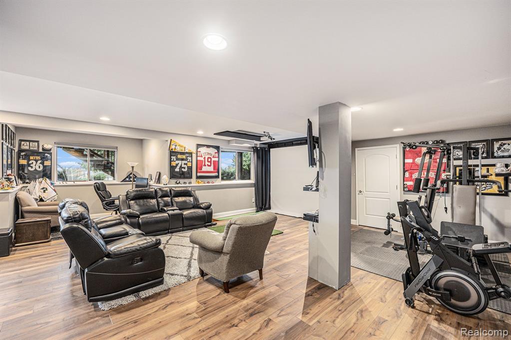 4846 E Stonegate Circle, Lake Orion, MI — Photo 25