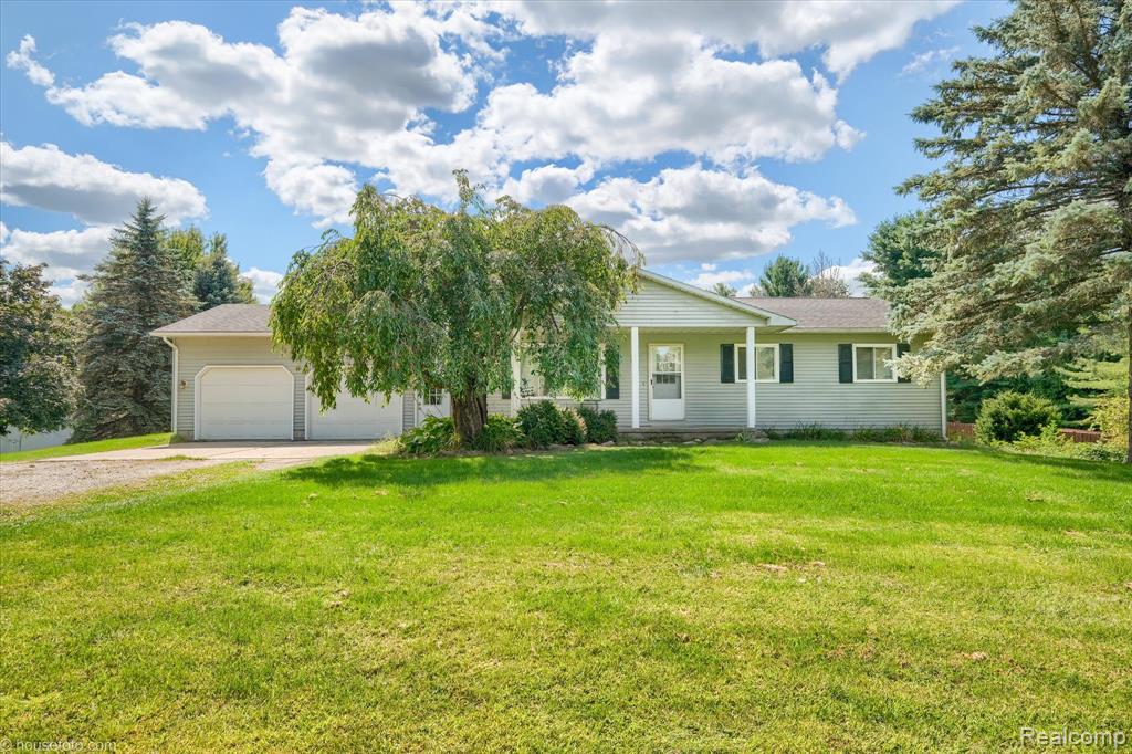 6570 Hunters Creek Road, Imlay City, MI 48444 — front exterior