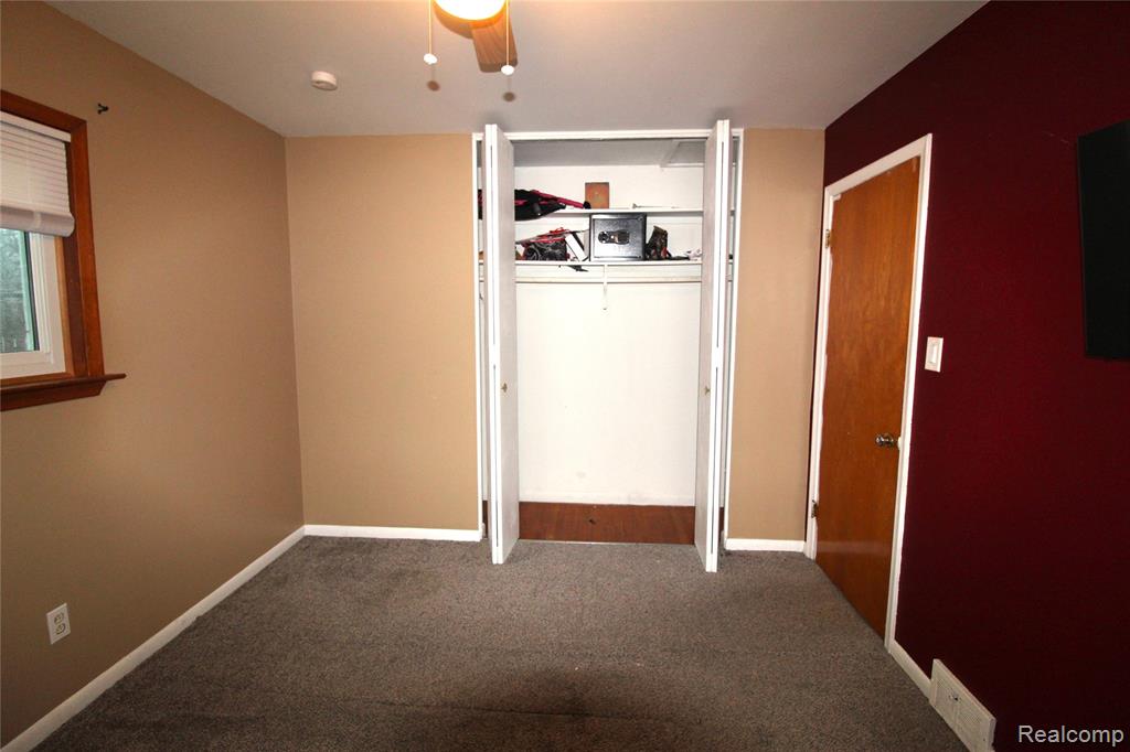 32474 Leona Street, Garden City, MI — Photo 14