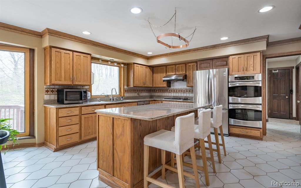 6609 Bloomfield Lane, West Bloomfield, MI — Photo 18