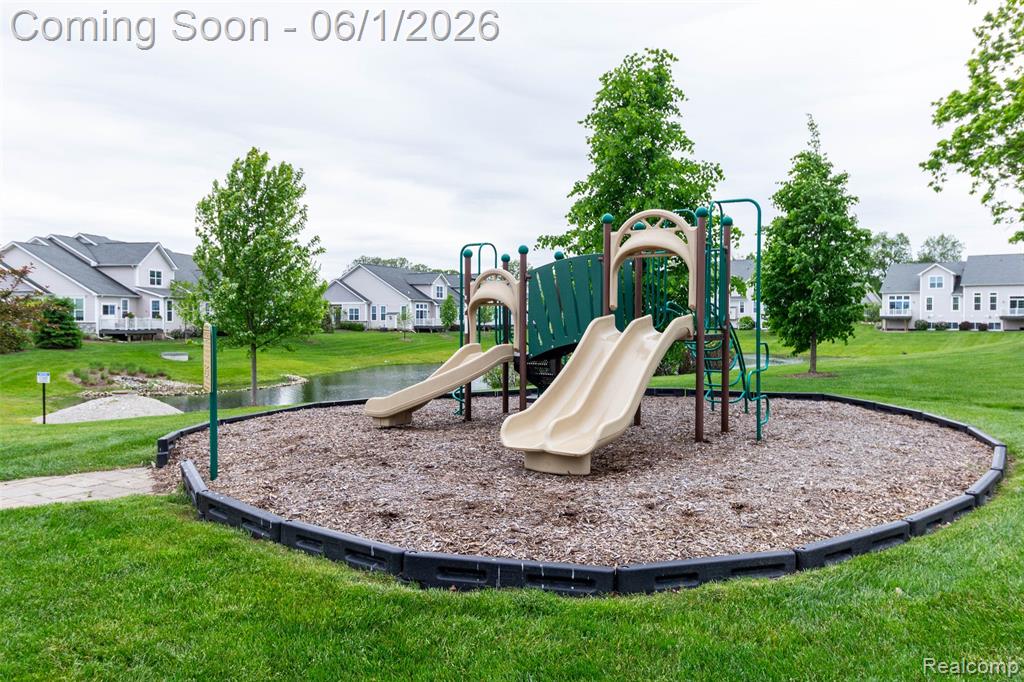 2589 Oxford Circle, Ann Arbor, MI 48103 — Photo 45