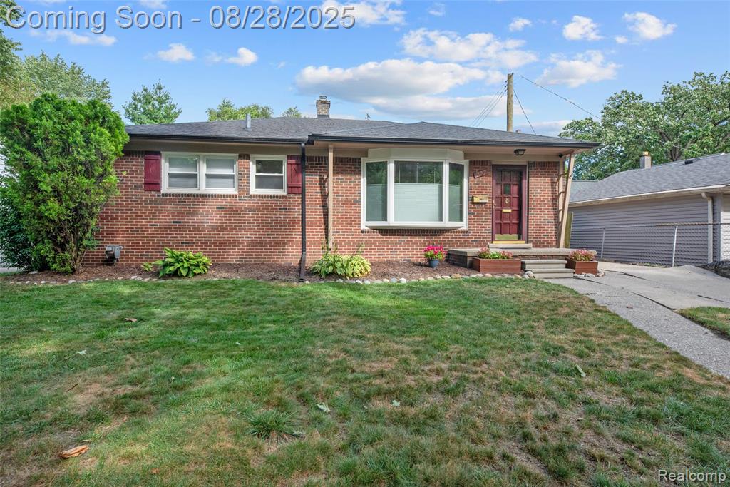 727 S Vermont Avenue, Royal Oak, MI 48067 — Photo 2