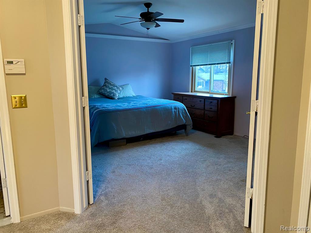 41962 STRATTON Drive, Clinton Twp, MI 48038 — Photo 35