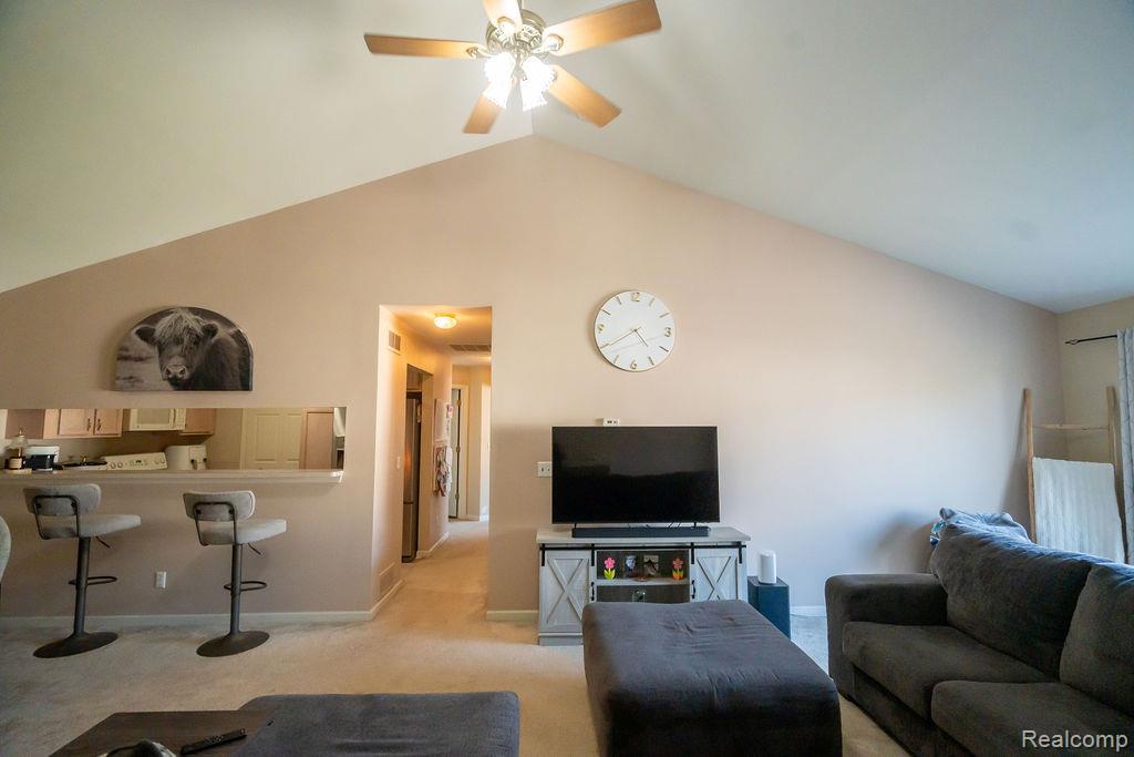 23010 Fairlane Boulevard, Woodhaven, MI 48183 — Photo 4