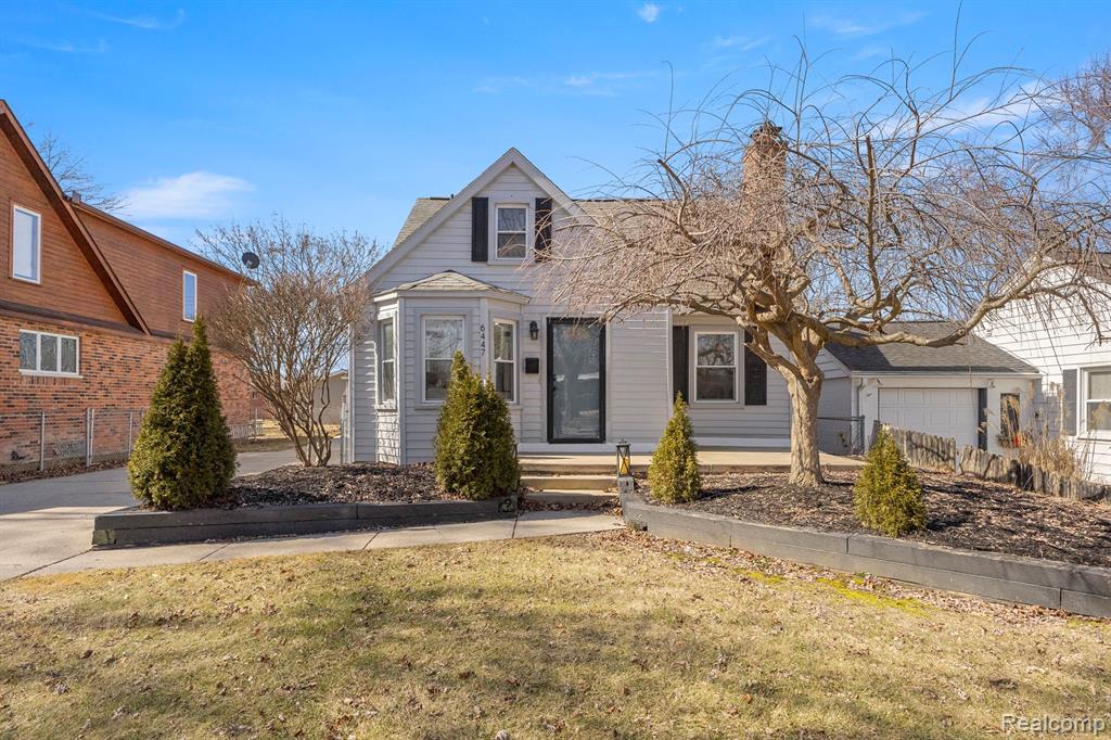 6447 CENTRALIA Street, Dearborn Heights, MI 48127 — front exterior