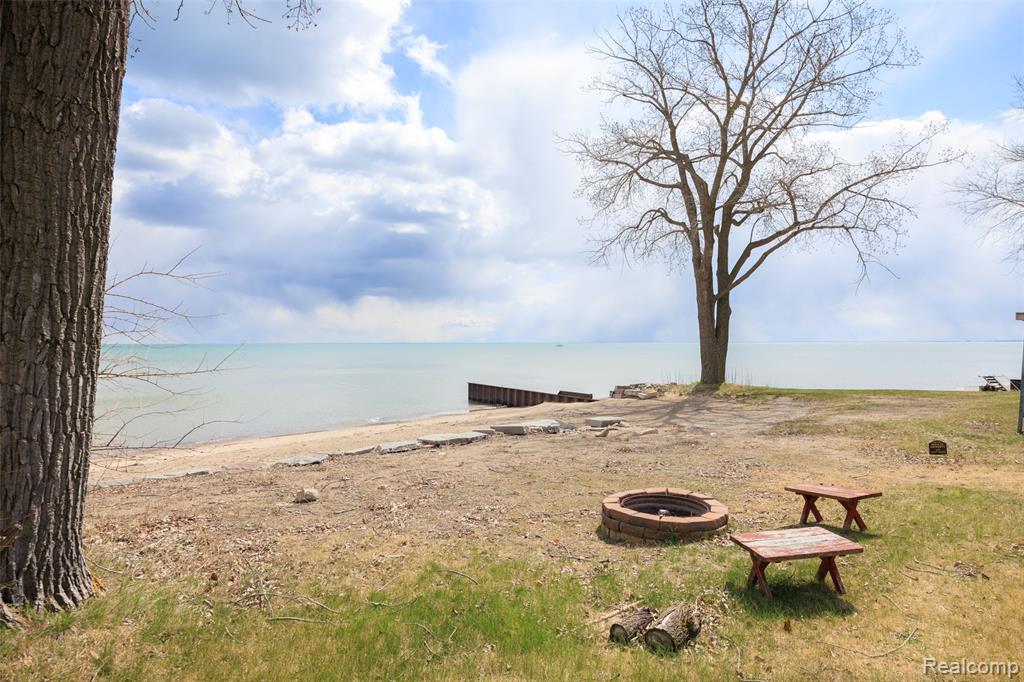 8171 Lakeshore Road, Lexington, MI 48450 — Photo 32