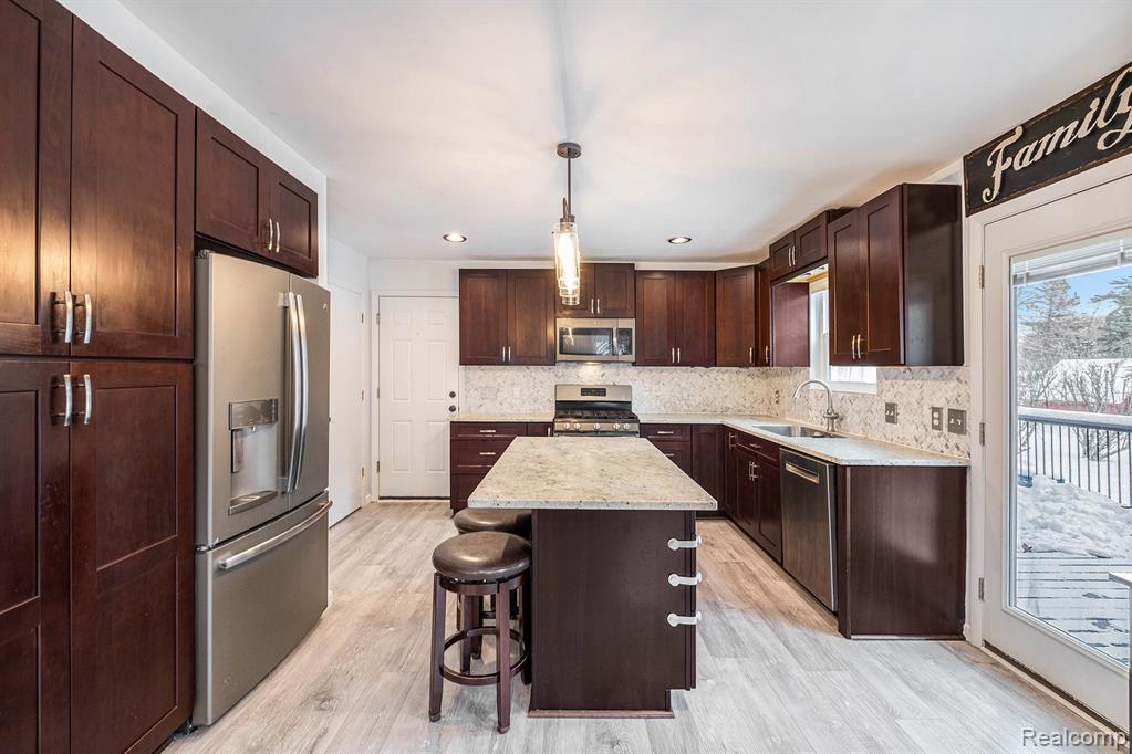 6414 Stonehearth Pass, Grand Blanc, MI 48439 — Photo 11