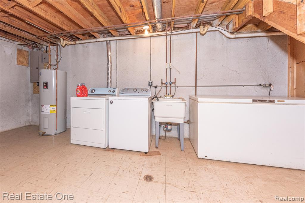 22700 Griswold Road, South Lyon, MI 48178 — Photo 48