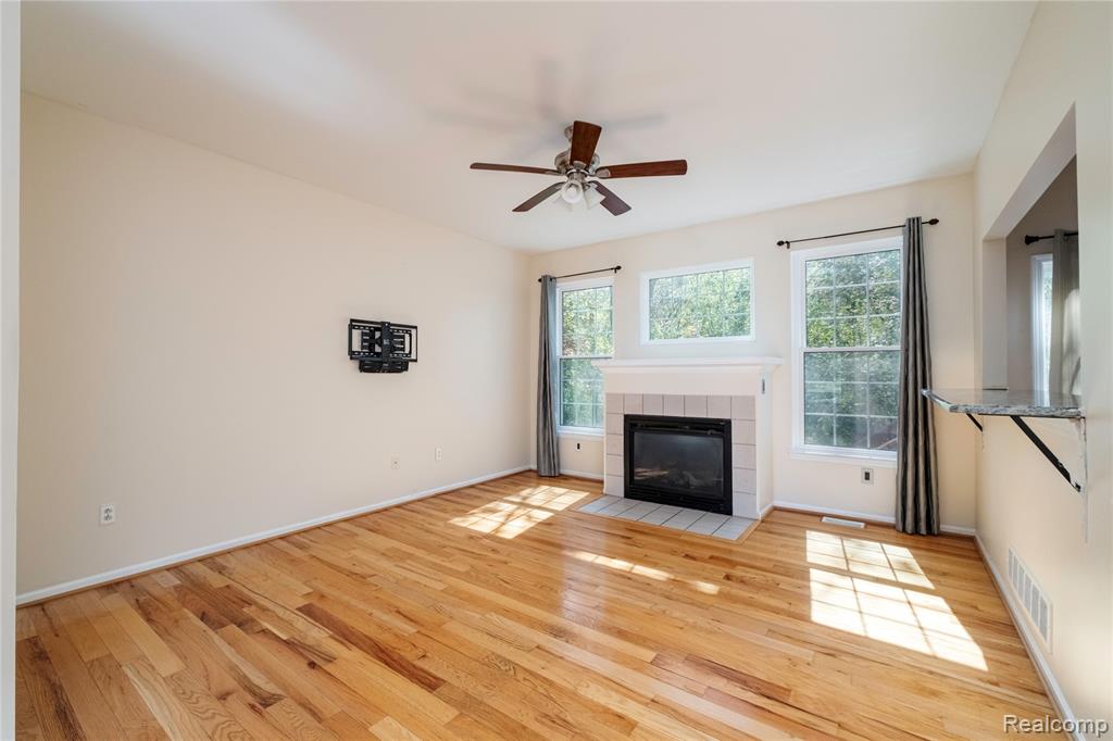550 Concord Drive, 75, Canton, MI 48188 — Photo 4