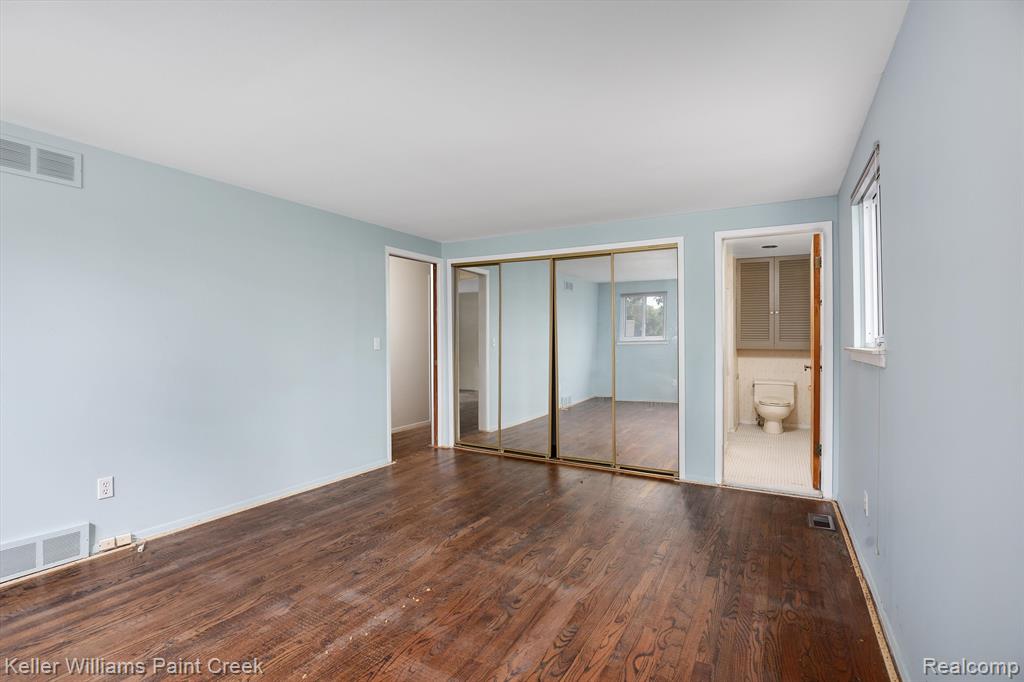 6748 LESLEE CREST Drive, West Bloomfield, MI — Photo 23