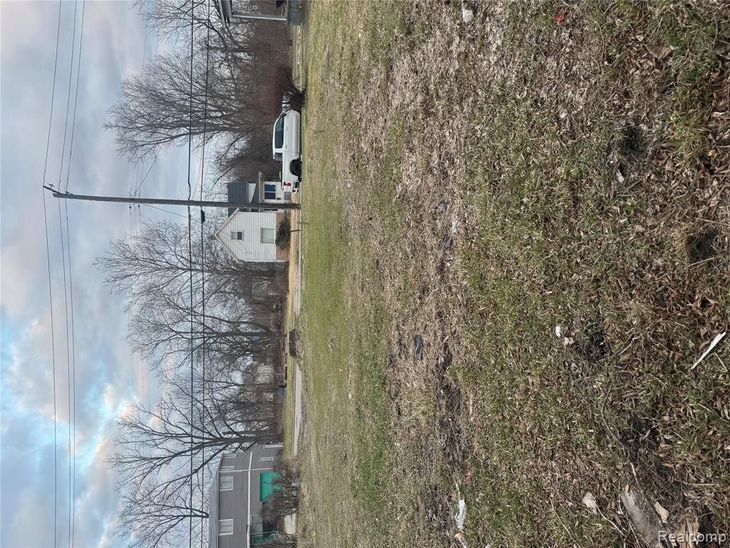 68 Lake Street, Pontiac, MI 48341 — Photo 5