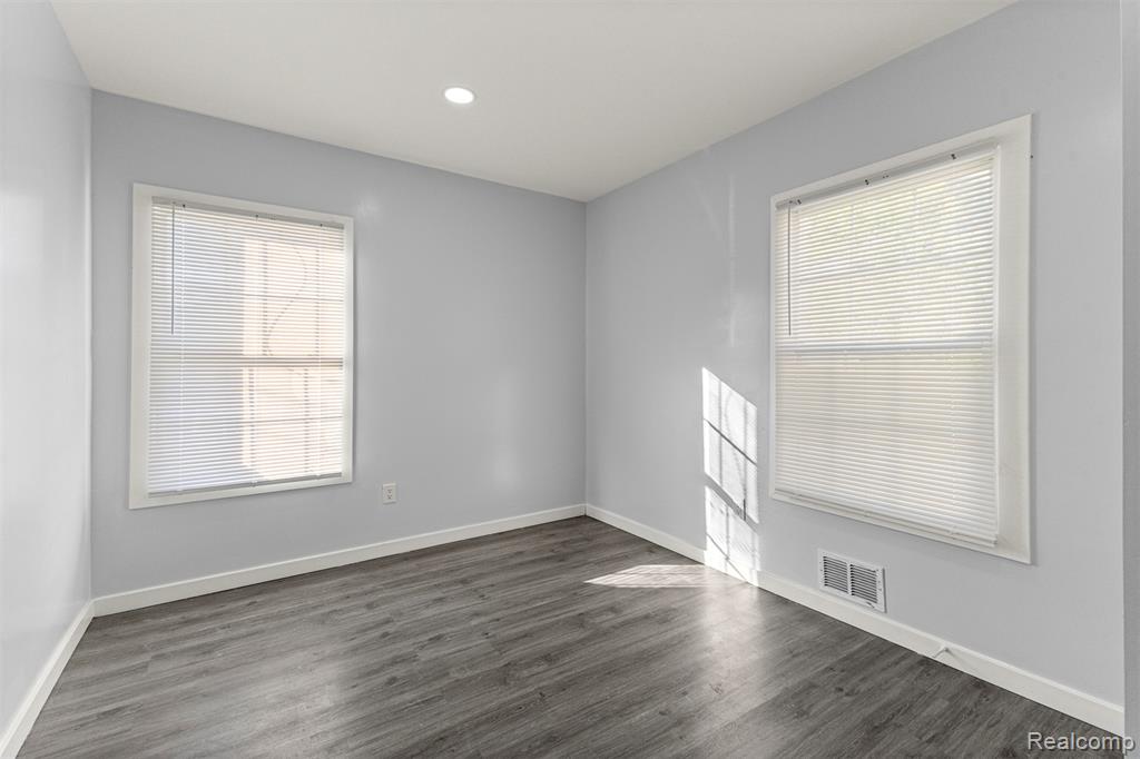 7007 Joy Road, Detroit, MI 48204 — Photo 18