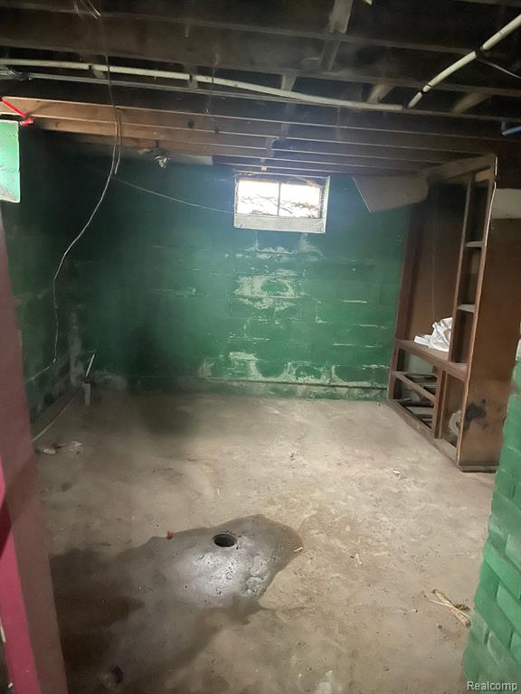8903 MAY Street, Detroit, MI 48213 — Photo 10