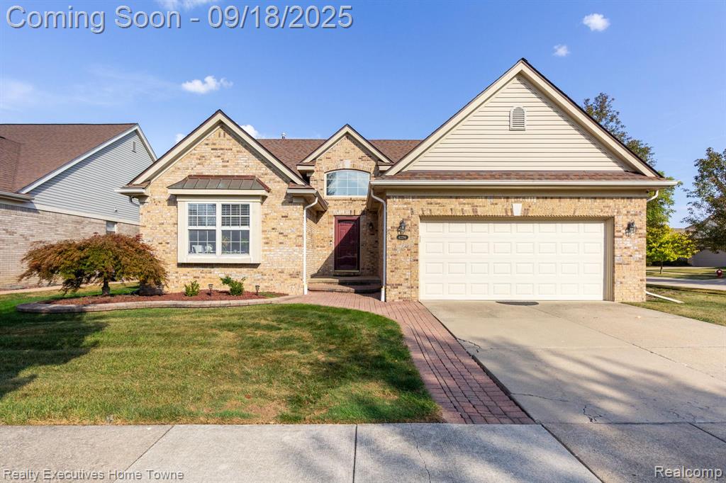 42294 Sable Boulevard, Sterling Heights, MI 48314 — front exterior