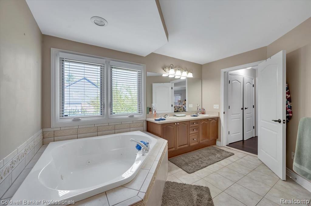 1445 Wood Trail, Oxford, MI 48371 — Photo 22