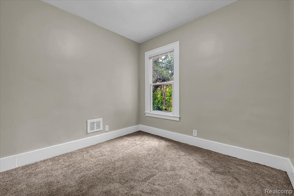8135 E Hildale Street, Detroit, MI 48234 — Photo 15