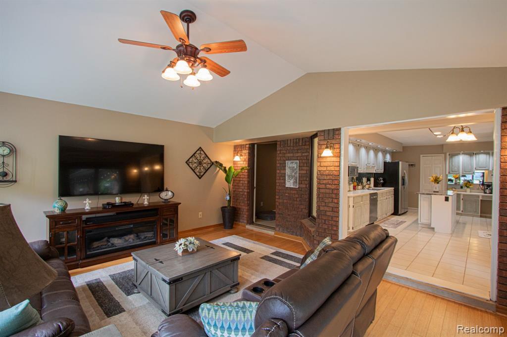 7857 KENDALL Road, Columbus, MI — Photo 34