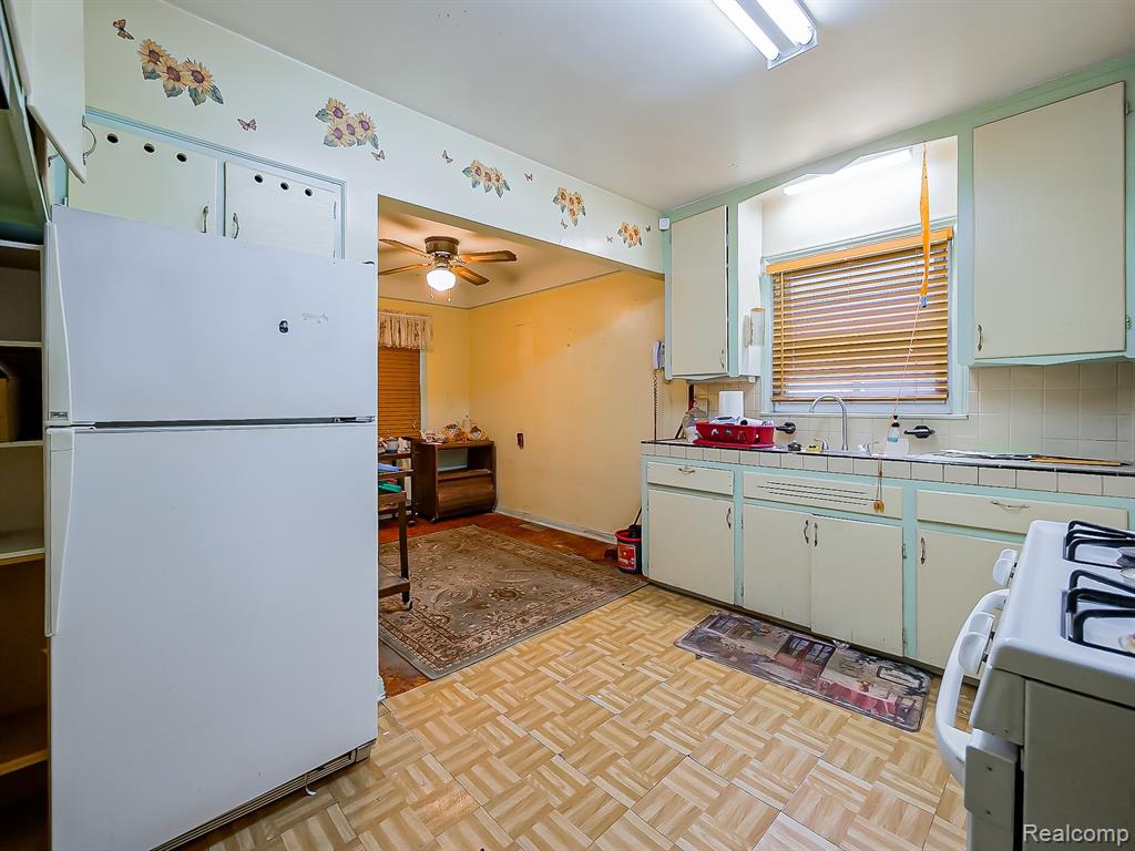 15411 Lahser Road, Detroit, MI 48223 — Photo 4
