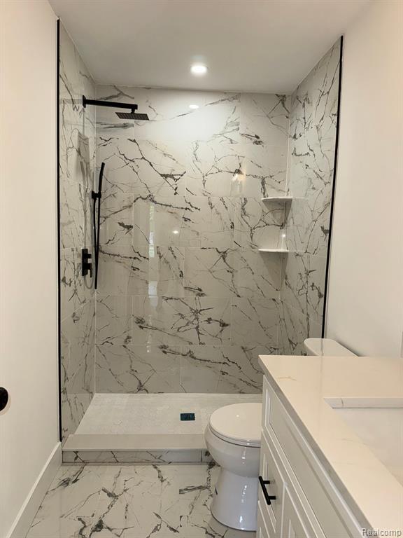 42811 WILMINGTON Drive, Sterling Heights, MI 48313 — Photo 10