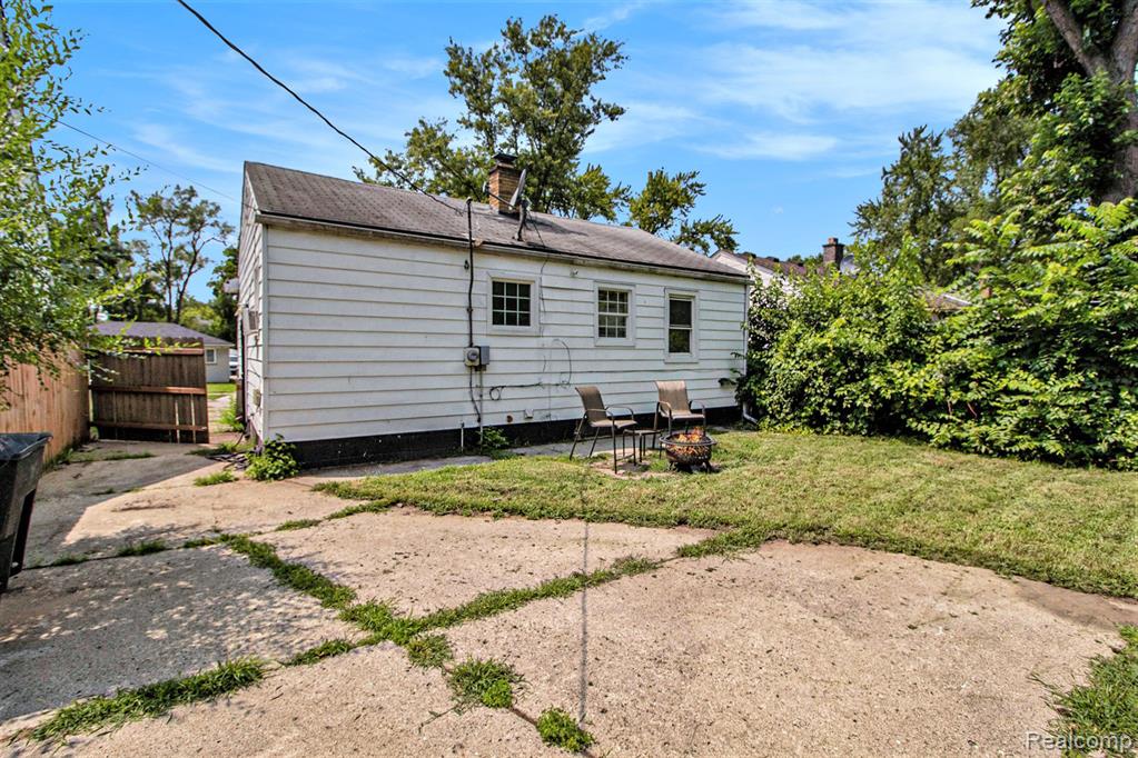 16520 Lenore, Detroit, MI 48219 — Photo 25
