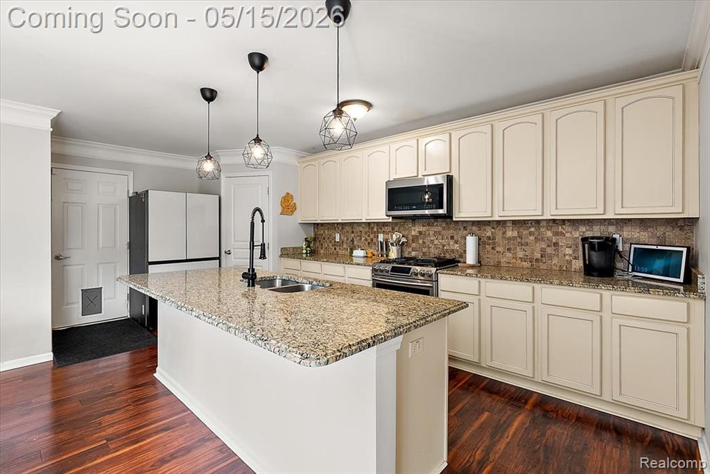 1594 Harvard Drive, Madison Heights, MI 48071 — Photo 17