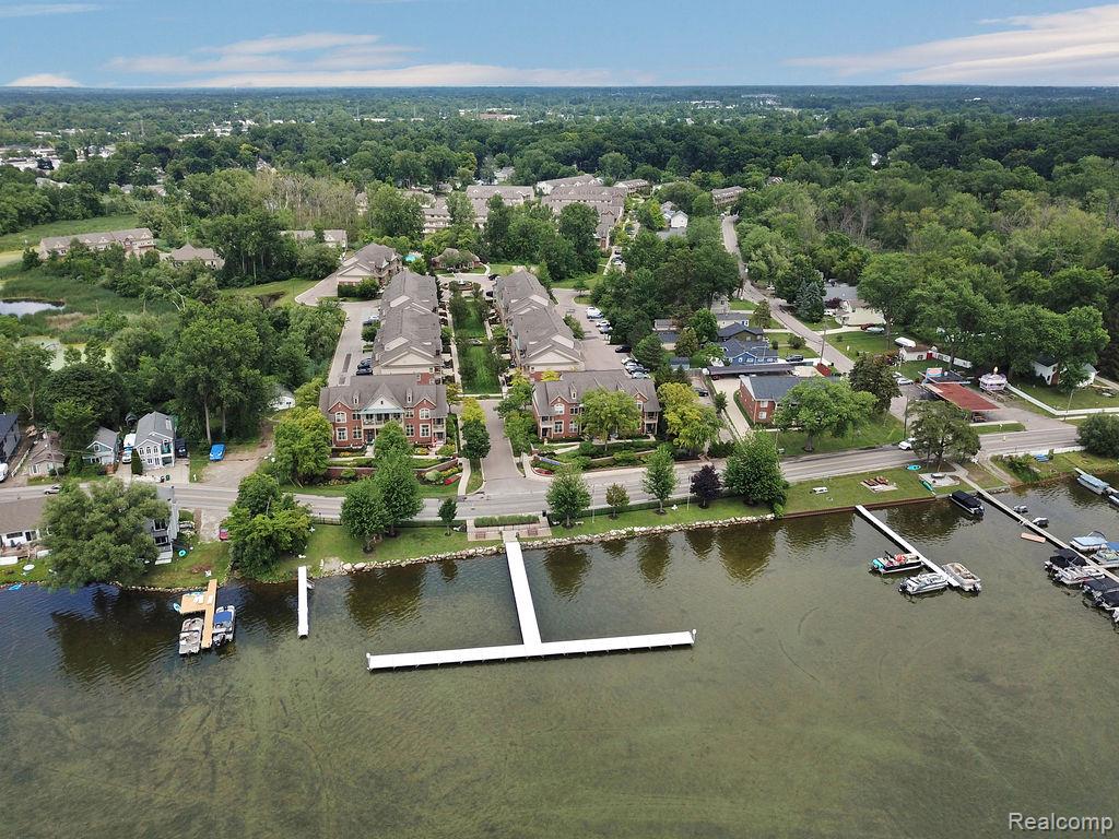 490 Village Drive, Walled Lake, MI 48390 — Photo 3