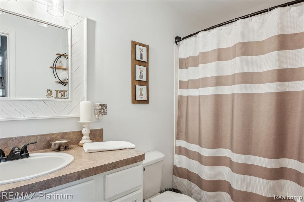 3072 KNEELAND Circle, Howell, MI 48843 — Photo 14