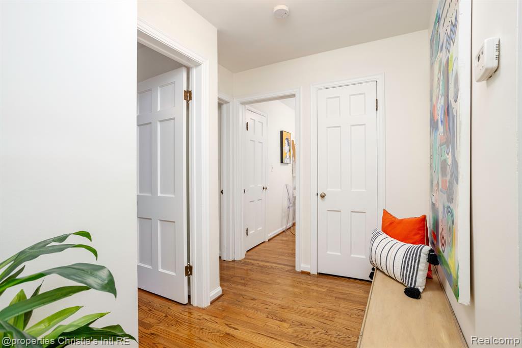 475 Neff Road, Grosse Pointe, MI 48230 — Photo 11