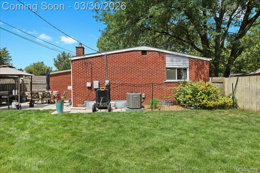 8346 Hillcrest Boulevard, Westland, MI — Photo 20