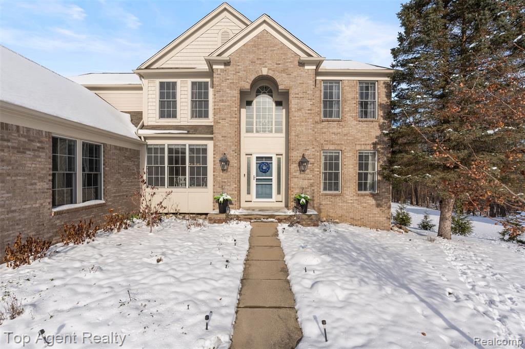 668 Berridge Circle, Lake Orion, MI — Photo 5