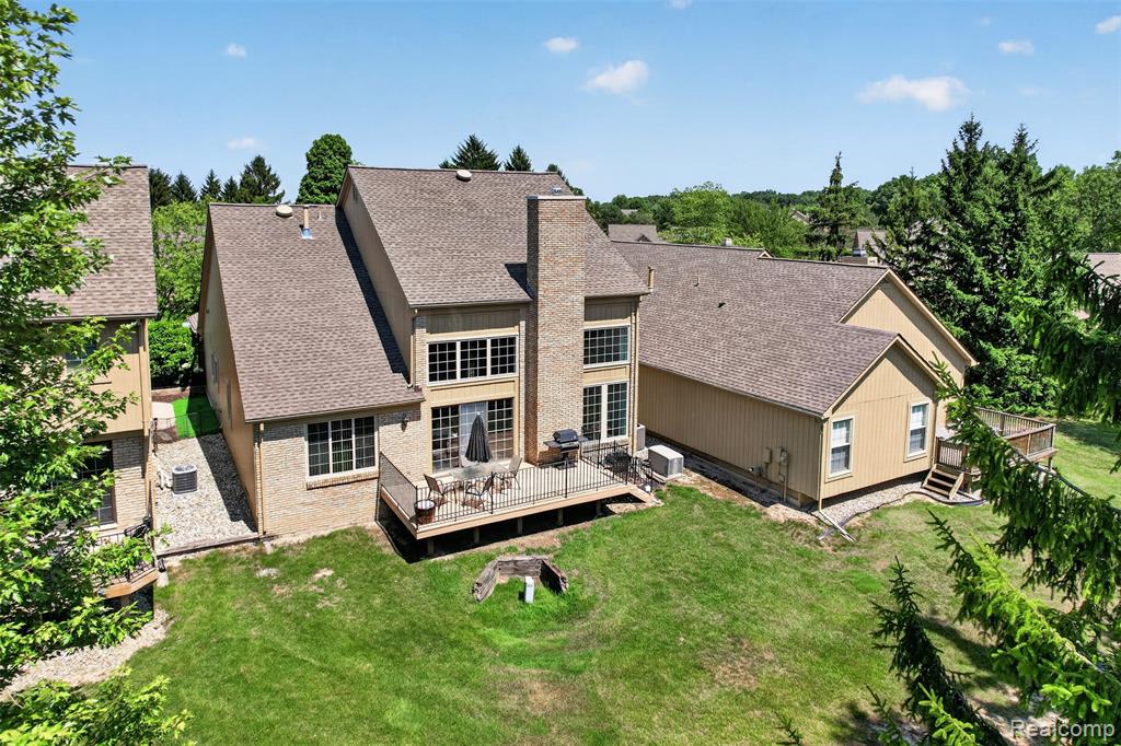 6445 Noble Road, West Bloomfield, MI — Photo 34