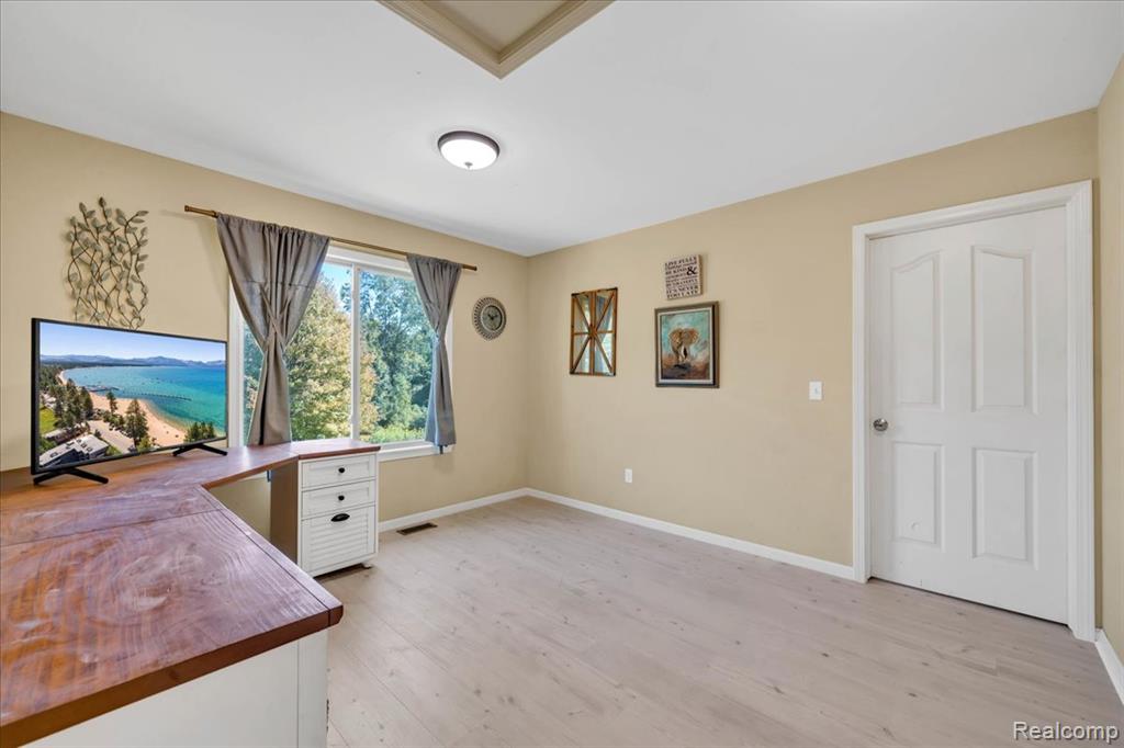 5820 Sherwood Road, Oxford, MI 48371 — Photo 37